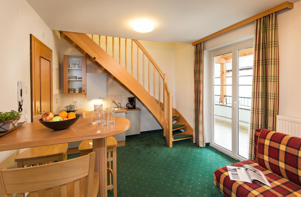 Jugendgaestehaus Tauernruh Radstadt Rum bild
