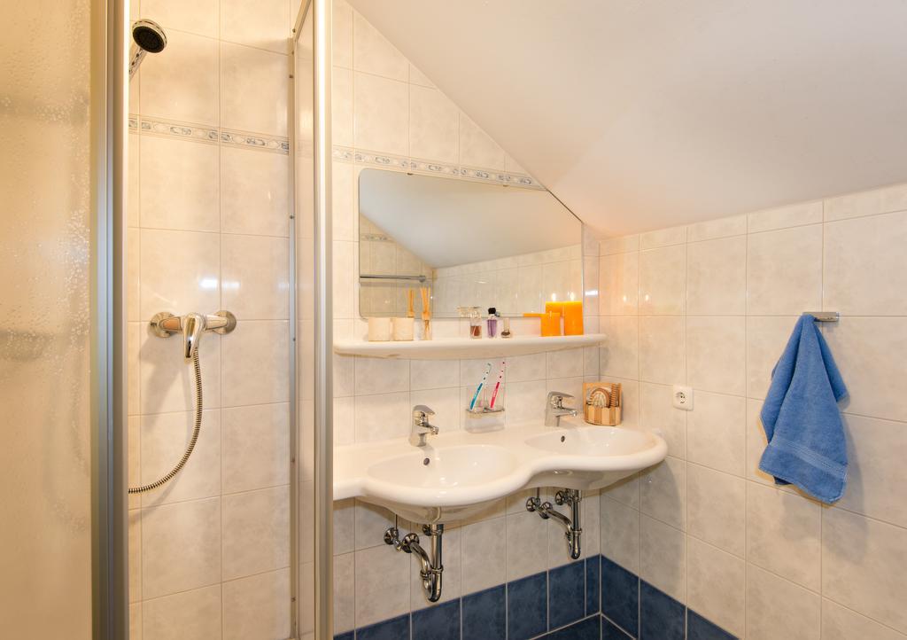 Jugendgaestehaus Tauernruh Radstadt Rum bild
